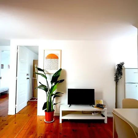 Cruz Cozy 3º * Lisbon